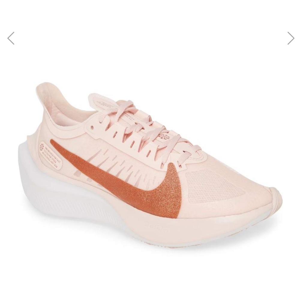 NEW Nike Zoom Gravity Shoes